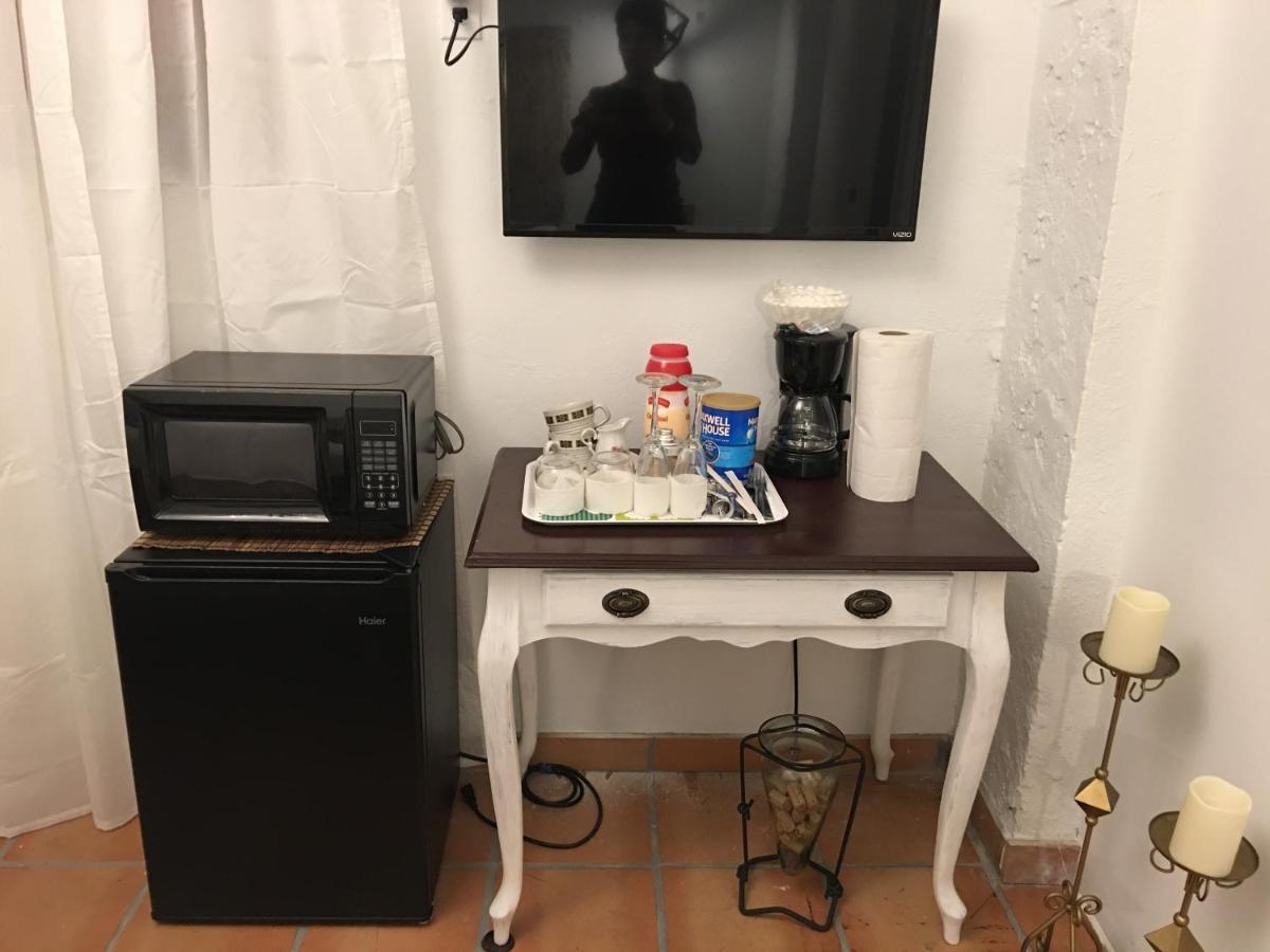Private Loft In The Heart Of Little Havana マイアミ エクステリア 写真